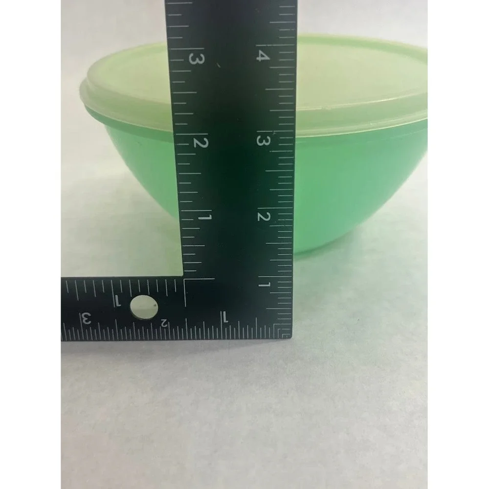 Vintage Tupperware Wonderlier Bowl 234-21 Jadeite Green with Lid 6 Inch USA